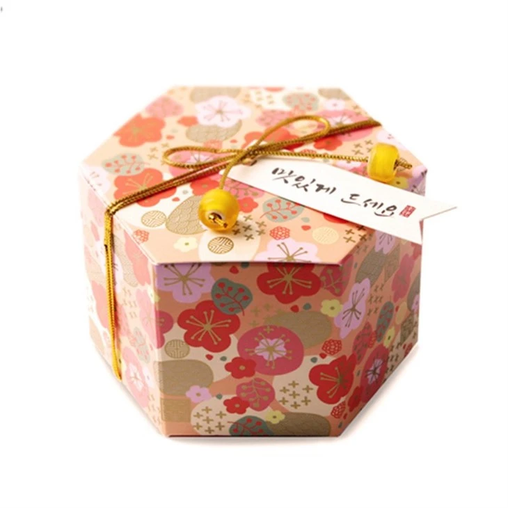 Hexagonal Paper Creative Candy Box Mini Bronzing Plum Blossom High-end Jewelry Packaging Box
